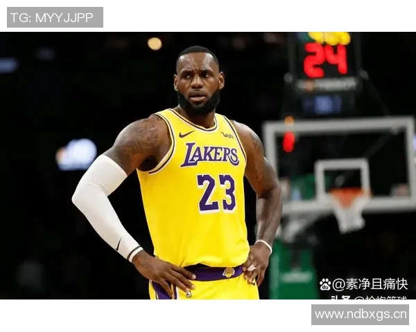 詹姆斯强调灵活调整打法是球员适应球队的重要生存智慧 詹姆斯强调灵活调整打法是球员适应球队的重要生存智慧