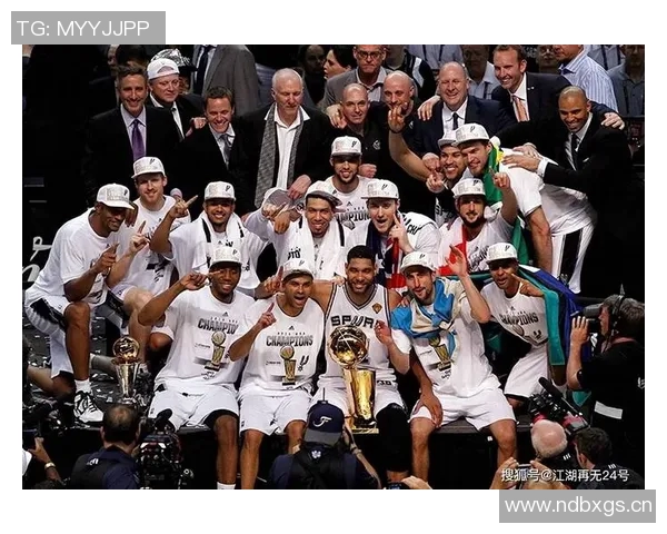 四年三冠成就辉煌A史密斯呼吁NBA球队考虑哈蒙执教机会