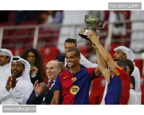 里瓦尔多称皇马具备夺欧冠条件但心系巴萨希望他们获胜