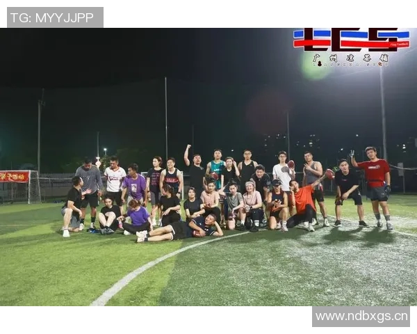 快船全队团建活动共赏橄榄球比赛并拍摄合影留念欢乐时光 快船全队团建活动共赏橄榄球比赛并拍摄合影留念欢乐时光