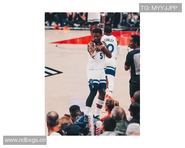 考辛斯盛赞莫兰特与爱德华兹组合潜力期待联手争冠展现精彩表现