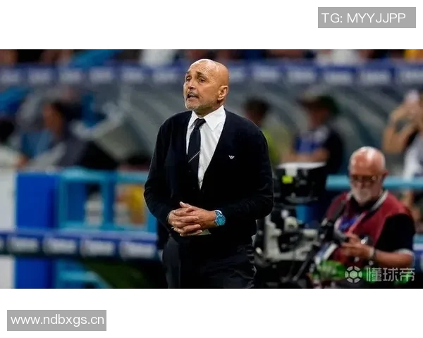 佛罗伦萨主帅称斯帕莱蒂具备智慧将尤文调整回4-33阵型