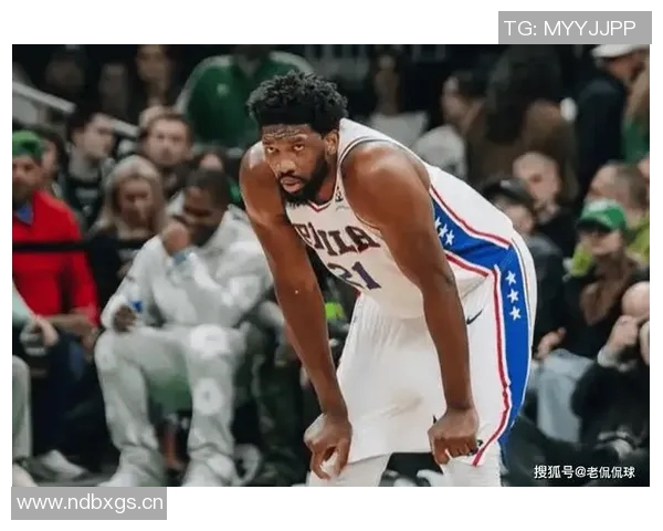 媒体人调侃恩比德三分球罚球独特方式引发热议 媒体人调侃恩比德三分球罚球独特方式引发热议