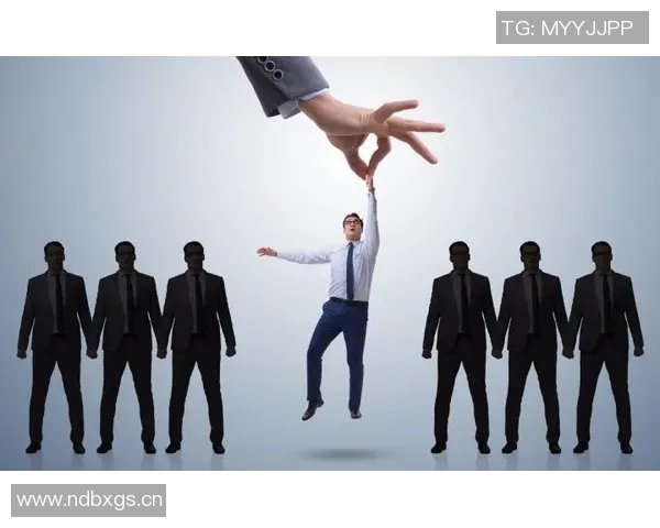 萨默尔直言多特需面对现实施洛特贝克缺乏领导能力亟待解决