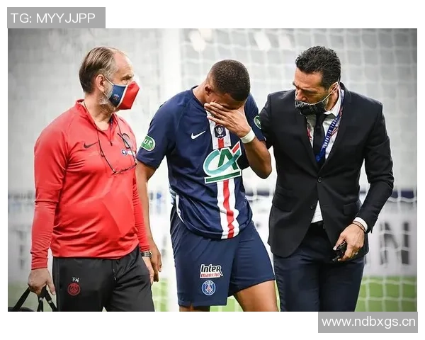 欧冠周最佳阵容揭晓霍伊伦姆巴佩锋线搭档厄德高海于格成功入选