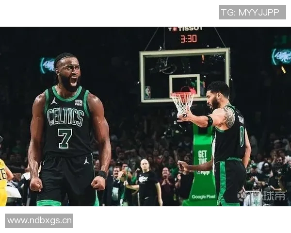 末节狂砍14分杰伦布朗展现关键球员风范马祖拉称赞其攻防全力以赴