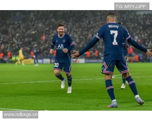 法甲精彩回顾巴黎与摩纳哥双双获胜展现强劲实力 法甲精彩回顾巴黎与摩纳哥双双获胜展现强劲实力