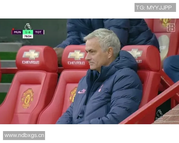 热刺边卫波罗被球迷电子烟砸中后捡起假装抽烟引发热议 热刺边卫波罗被球迷电子烟砸中后捡起假装抽烟引发热议