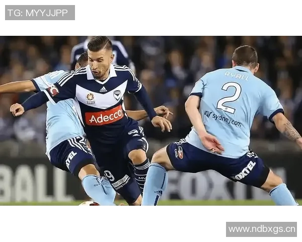 曼城与摩纳哥争夺法乙特鲁瓦18岁前锋德托贝特的转会机会